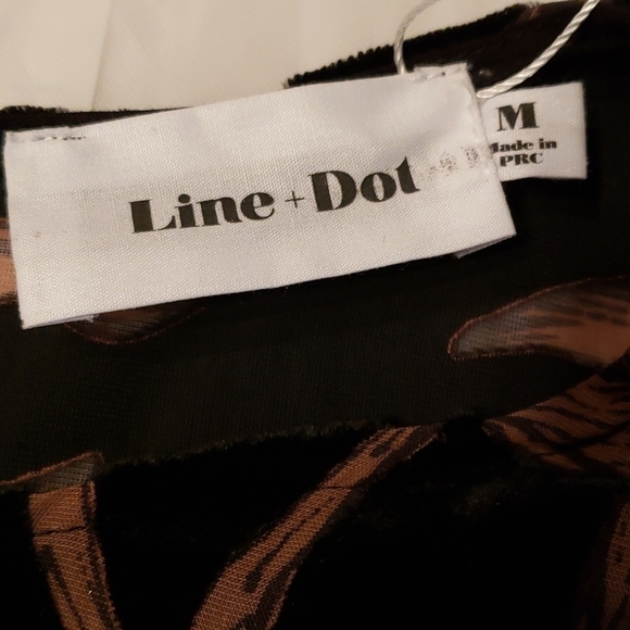 Line & Dot Claudette Top Black Velvet Burnout NWT - Picture 9 of 15